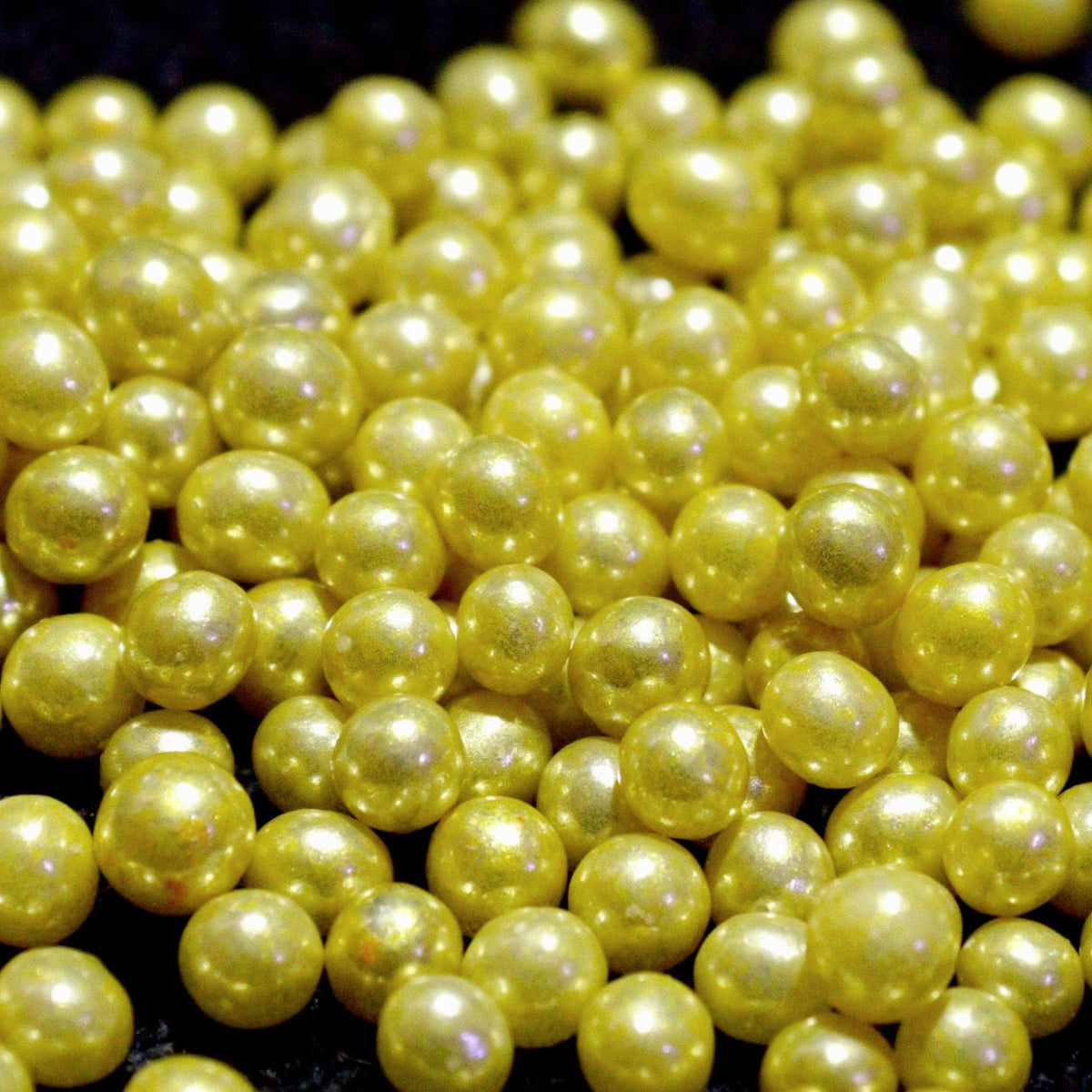 Edible balls Tamboja Cake and Bake Unlimited